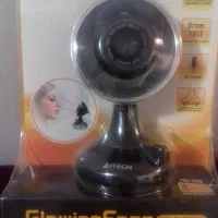 دوربین کنفرانس تصویری  (وب کم)