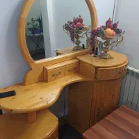 کمد و میز آرایشی