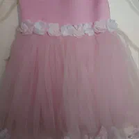 لباس دخترانه در حد نو