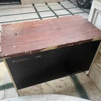 میز کار. میز تحریر. نیاز به رنگ آمیزی