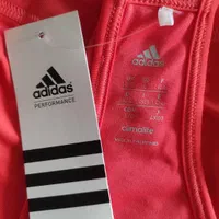 تاپ زنانه adidas اورجینال سایز ۴۲-۴۶ لارج