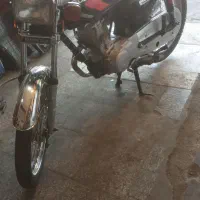 هوندا ۱۲۵ پیشرو درجه یک