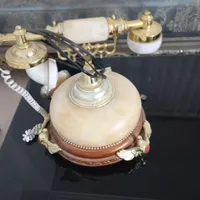 یک عدد تلفن سنگی درحد نو|کلکسیون اشیاء عتیقه|شهریار, |دیوار