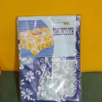 ۲ پادری و ۲ رومیزی و کتیبه پرده|پادری|کیش, |دیوار