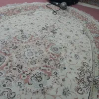 فرش بیضی بسیار زیبا|فرش|تهران, بلورسازی|دیوار