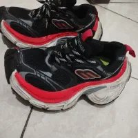 کتونی بالنسیاگا