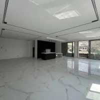 واحد ۱۳۵متر ۳خواب ویو دار در برج باغ سعادت آباد