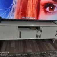 زیر تلوزیون برند رژ