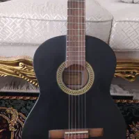 گیتار مشکی  کوردوبا کاملا سالم
