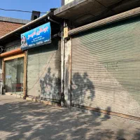 سه-باب-مغازه-جاده-چمخاله