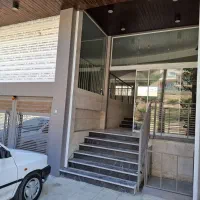 رهن واجاره مغازه بزرگ و شیک در گلدشت حافظ