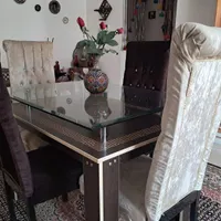 میز غذاخوری ۴ نفره کاملا سالم