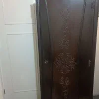 کمد چوبی قهوه ایی