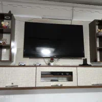 میز تلویزیون دیواری