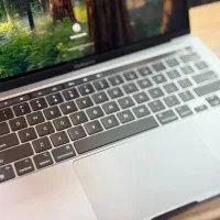 macbook Pro M1 با باچبار