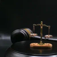 گروه حقوقی وکلای عدل انتخابی بدون ریسک می باشد.