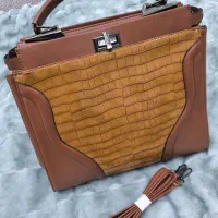 کیف عسلی نو پوست ماری