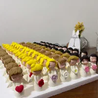 عروسک خمیری خوراکی مناسب کیک