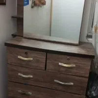 دراور همراه با آینه