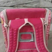 کیف کوله پشتی مدرسه خارجی اصل.|کیف، کفش، کمربند|اصفهان, باغ فدک|دیوار