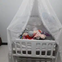 گهواره وکریر|تخت و سرویس خواب|کرج, محمود آباد|دیوار