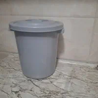 سطل زباله در حد نو