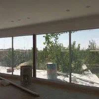 تولید کننده انواع درب و پنجره دوجداره توری کشویی .