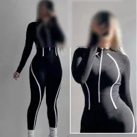 مدل اسکینی ولی خوش هیکل