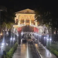 نیاوران مغازه 135متری با 40 متر بر