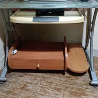 میز کامپیوتر