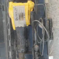 هیلتی بتن شکن