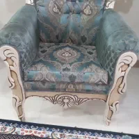 مبل کلاسیک سالم وتمییز|مبلمان خانگی و میز عسلی|رباط‌کریم, شهرک درخشان|دیوار