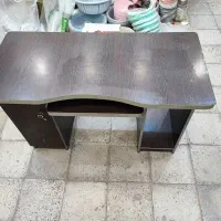 میز کامپیوتر واداری