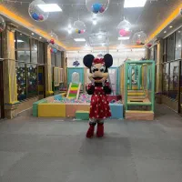 جذب مربی خانم برای خانه بازی