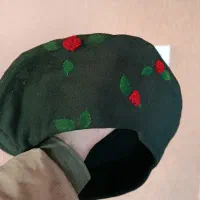 کلاه فرانسوی گلدوزی شده|لباس|اصفهان, امامزاده اسماعیل|دیوار