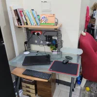 میز کامپیوتر جادار