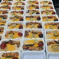 استخدام کارگر ساده ی تهیه غذا