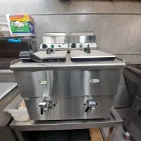 فر ساندویچ و سرخ کن|کافی‌شاپ و رستوران|پردیس, شهرک صنعتی خرمدشت فاز ۷|دیوار