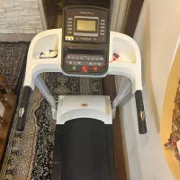 تردمیل eastrong در حد نو و بسیار کم کار