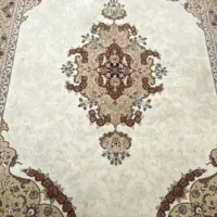 دوتخته فرش ۹متری طرح کرم کاملا سالم وتمیز