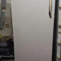 دو عدد یخچال تمام فریزر و نیم فیریزر