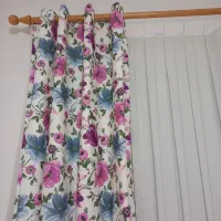 ۳تا پرده اتاق خواب به همراه میل پرده و کل وسایلاش