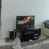 نیروی نظافت وپخت وپز غذا ونگهداری از دو فرزند