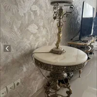 میز و اباژور برنز