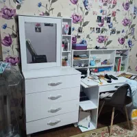 دراور چهار کشو و آینه در حد آک