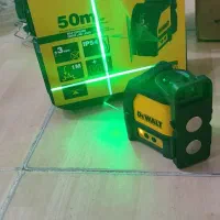 تراز 180درجه نورسبز دیوالت