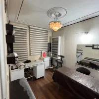 ناخن کار با سابقه