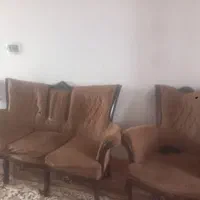 میل ۹ نفر همراه با میز وسط ودوعدد میز عسلی|مبلمان خانگی و میز عسلی|اصفهان, امیرعرب|دیوار