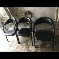 صندلی انتظار تخت ماساژ و تخت معاینه و پارتیشن