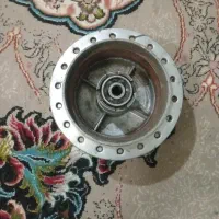 توپی سالم جلوی هندا